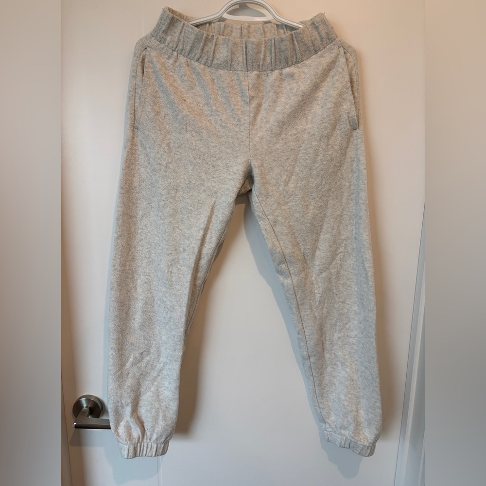 Aritzia Babaton Heather Cloud White (Light Gray) Women's Joggers